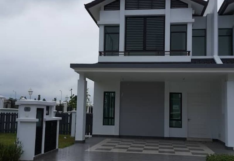 Tenderfields @ Eco Majestic