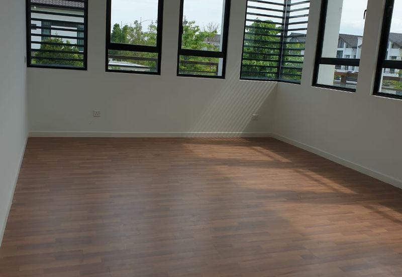 Tenderfields @ Eco Majestic