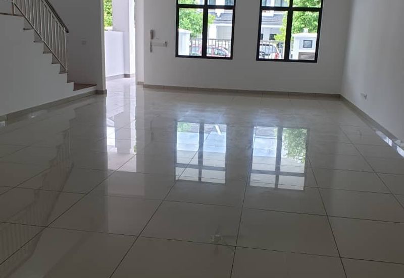 Cradleton @ Eco Majestic