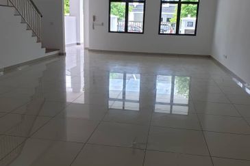 Cradleton @ Eco Majestic