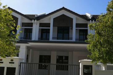 Cradleton @ Eco Majestic