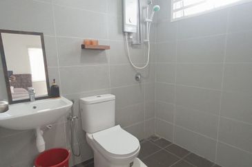 Semi-D Cluster Garden Hills Residences