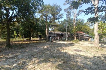 TANAH DUSUN 6 Ekar Hulu Selangor Antara Gapi