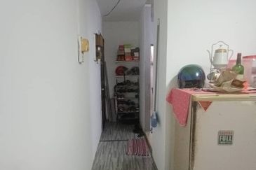 Flat PKNS AU3 (Blok 7 - 15)