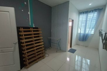 D Camellia Perdana College Heights