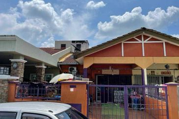 RENOVATED Teres Taman Pelangi Bestari Jaya