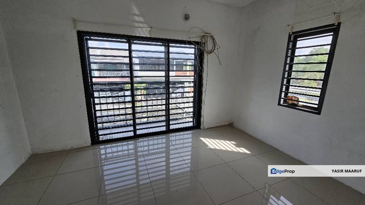 END LOT 29X75 Saujana KLIA Kota Warisan Sepang, Selangor, Sepang