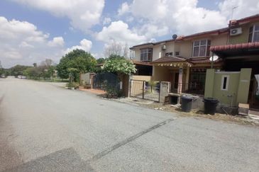 Taman Dahlia, Sepang