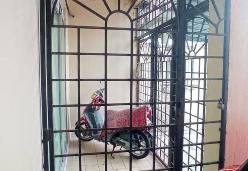 Taman Dahlia, Sepang