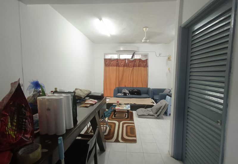 Taman Dahlia, Sepang