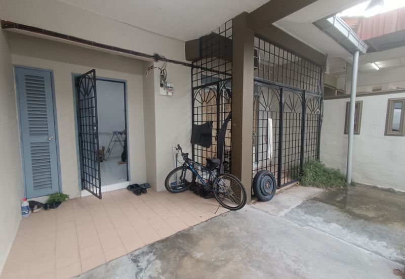 Taman Dahlia, Sepang