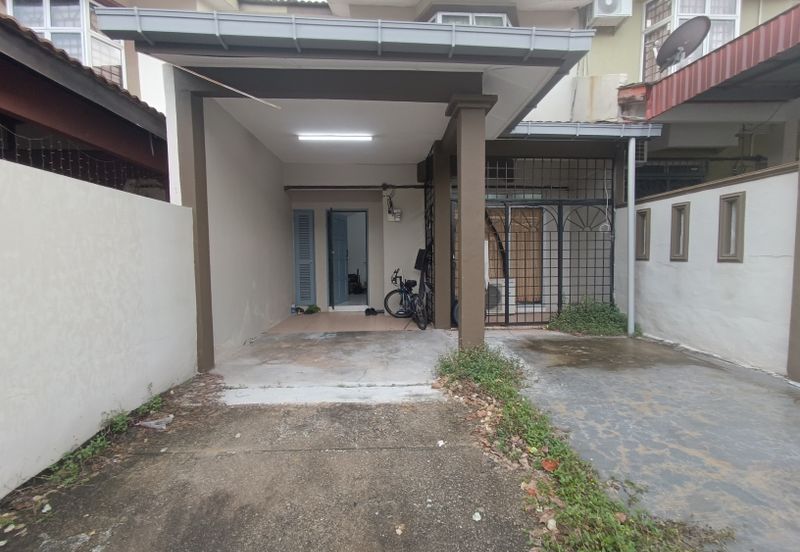 Taman Dahlia, Sepang