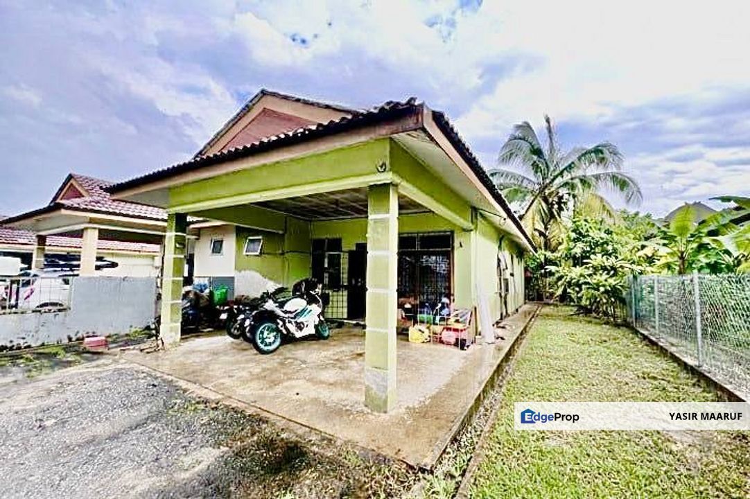 SEMI-D 34X76 Desa Sinar Salak, Salak Tinggi Sepang, Selangor, Sepang