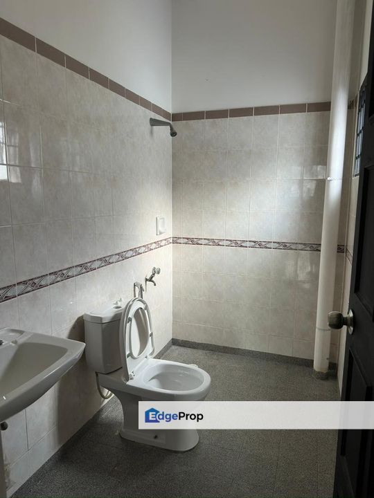 Seri Alam jalan tasek 1.5 storey for rent , Johor, Masai