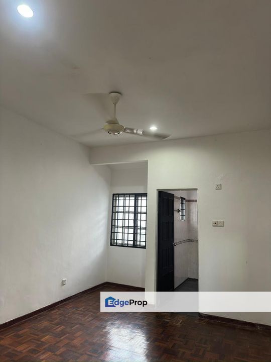 Seri Alam jalan tasek 1.5 storey for rent , Johor, Masai