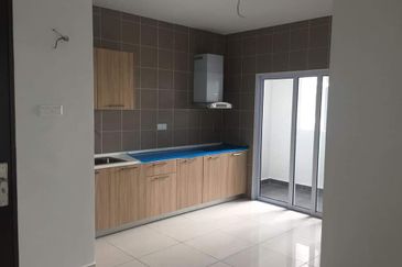 Aurora Residence @ Lake Side City