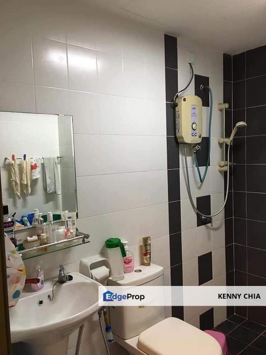 K Boulevard Condo Walkway to LRT Station, Selangor, Bandar Puteri Puchong