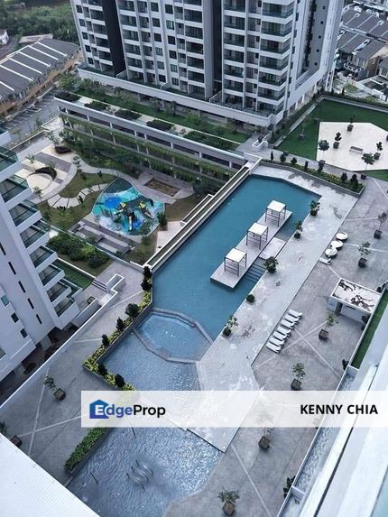 Paragon 3 Condo Corner Private Lift Puchong South, Selangor, Puchong South