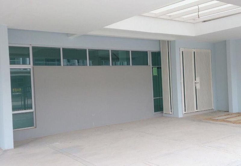 Corner (44 x 75) 2 Storey Chimes Bandar Rimbayu