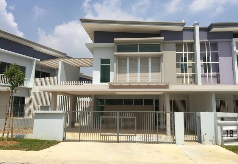 Corner (44 x 75) 2 Storey Chimes Bandar Rimbayu