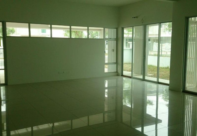 Corner (44 x 75) 2 Storey Chimes Bandar Rimbayu