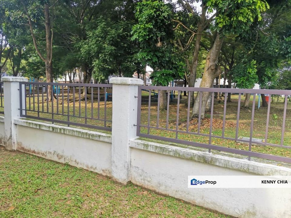 End Lot (32 x 70)  Indah Residence Kota Kemuning , Selangor, Shah Alam