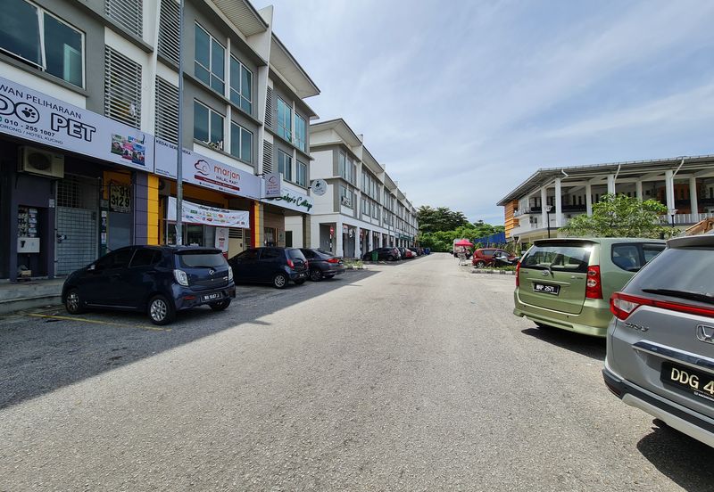 3 Storey (20 x 80) Shopslot Taman Denai Puchong 