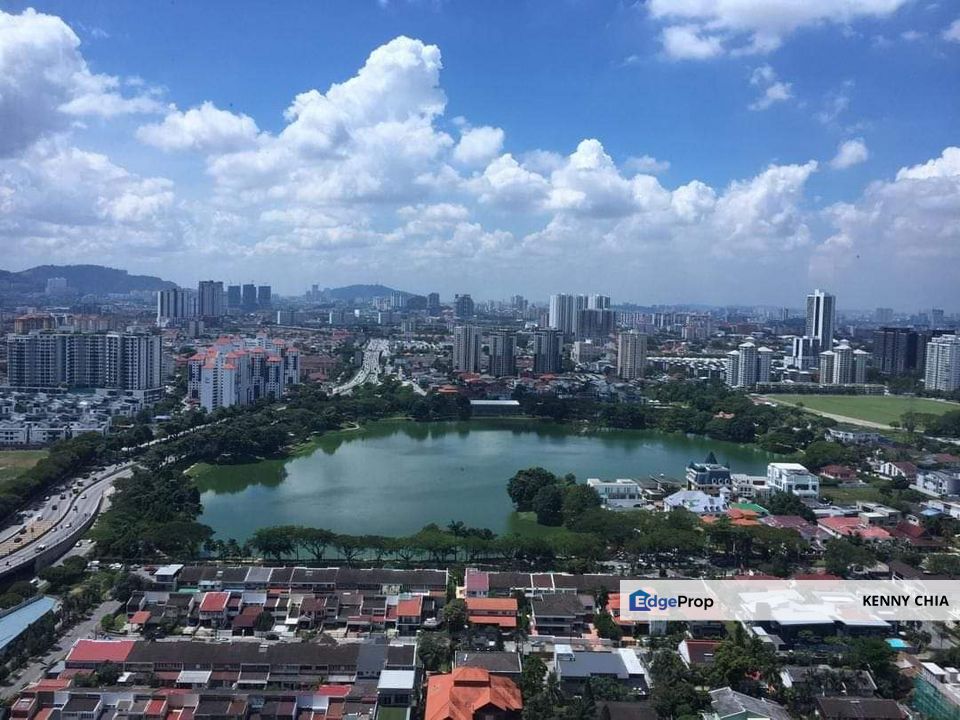 M City Ampang Kuala Lumpur Free Vehicle Fully Decorated , Kuala Lumpur, Ampang