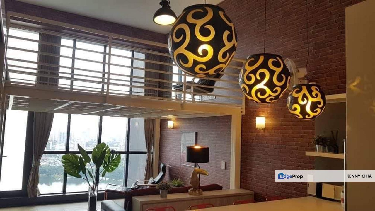 M City Ampang Kuala Lumpur Free Vehicle Fully Decorated , Kuala Lumpur, Ampang