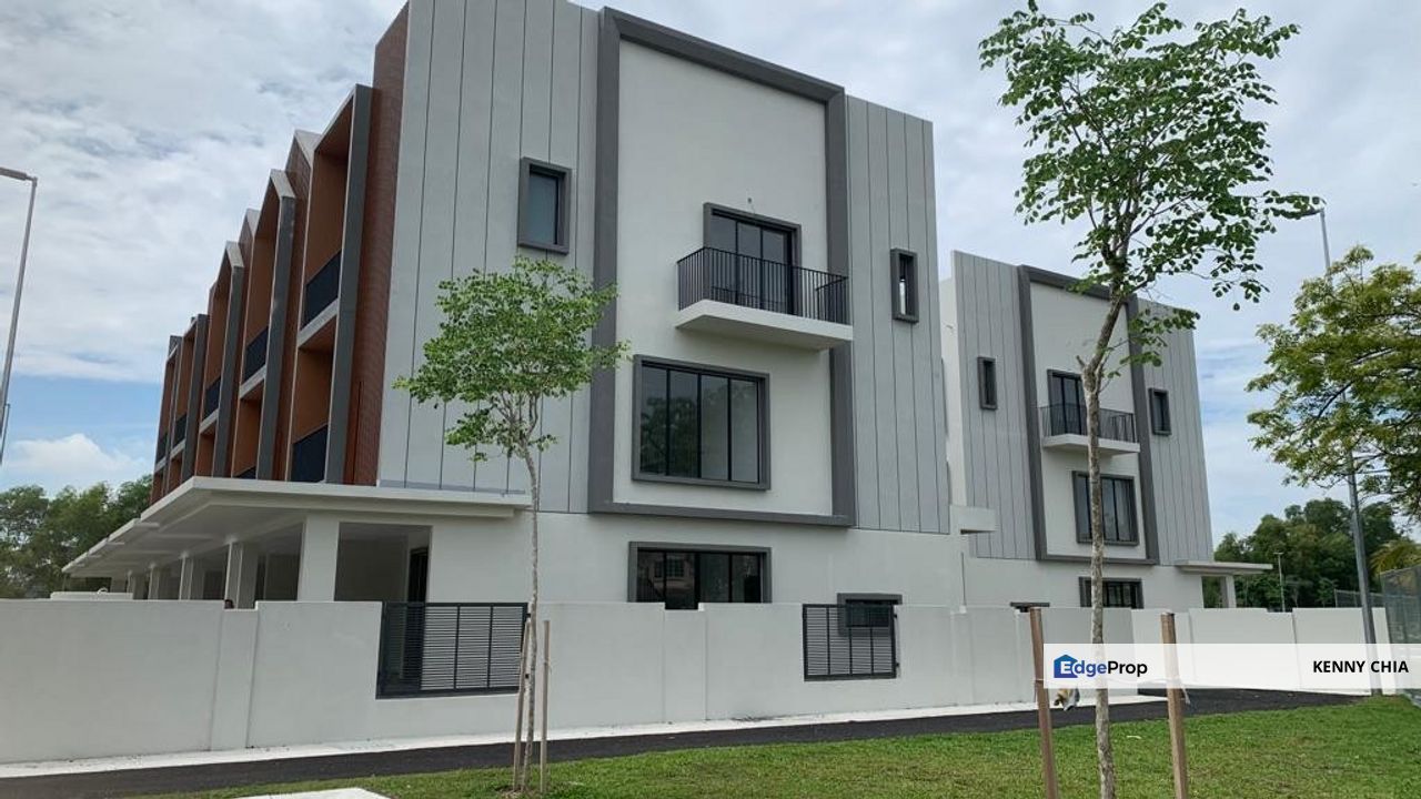 3 Storey Corner (34 x 65) Terrace Freehold Diamond Putra Prima Puchong , Selangor, Puchong
