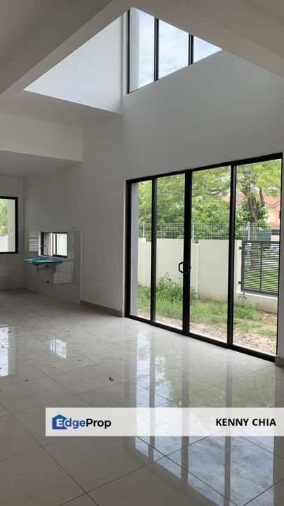 3 Storey Corner (34 x 65) Terrace Freehold Diamond Putra Prima Puchong , Selangor, Puchong
