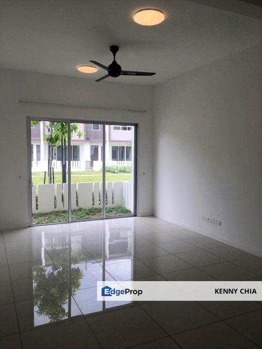 Double Storey (22 x 75)  Arahsia Tropicana Aman , Selangor, Telok Panglima Garang