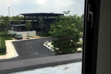 Arahsia Residences, Tropicana Aman