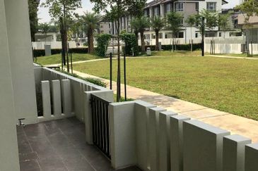 Arahsia Residences, Tropicana Aman