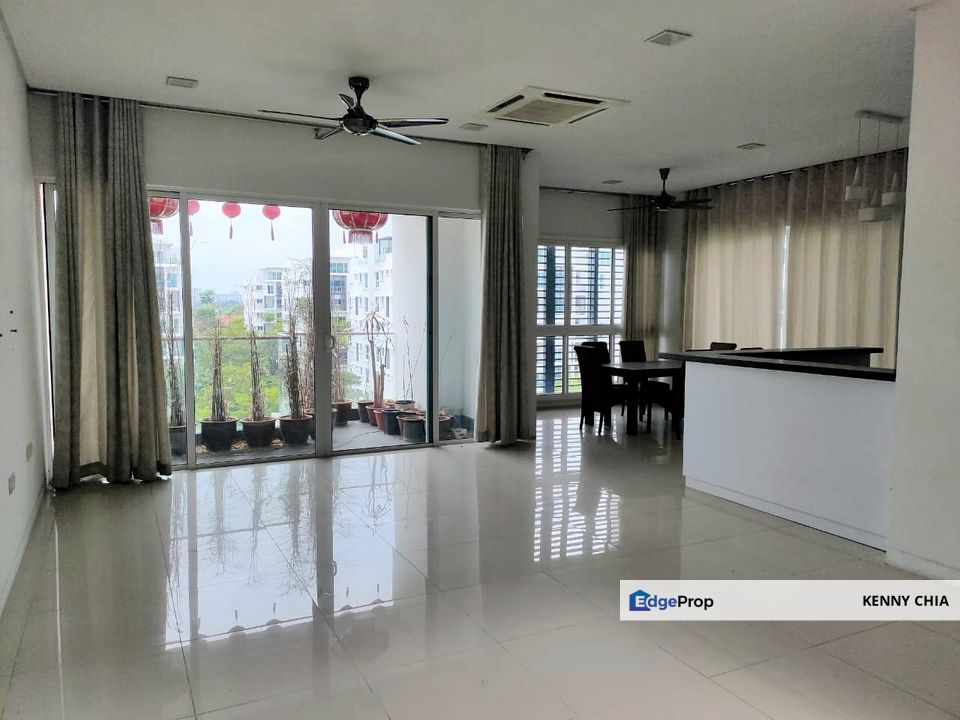 Triplex Storey Villa 280 Park Homes Puchong, Selangor, Puchong