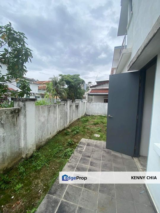 Semi D (35 x 94) The Signature Bukit Serdang, Selangor, Seri Kembangan