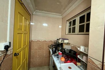 Semi D (45 x 120) Puteri 8 Bandar Puteri Puchong 