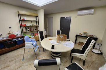 Jalan Putra Prima 3/14