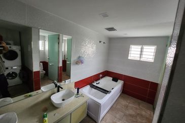 Jalan Putra Prima 3/14