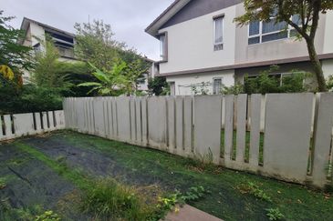 Arahsia Residences, Tropicana Aman