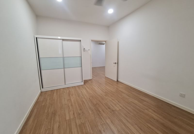 Arahsia Residences, Tropicana Aman