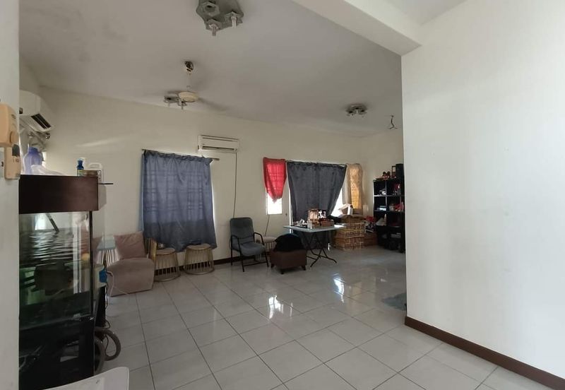 Corner (40 x 75) Puteri 8 Bandar Puteri Puchong