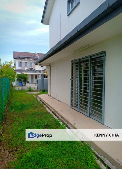 End Lot (28 x 60) 2 Storey Greenhills 3 Kota Kemuning, Selangor, Shah Alam