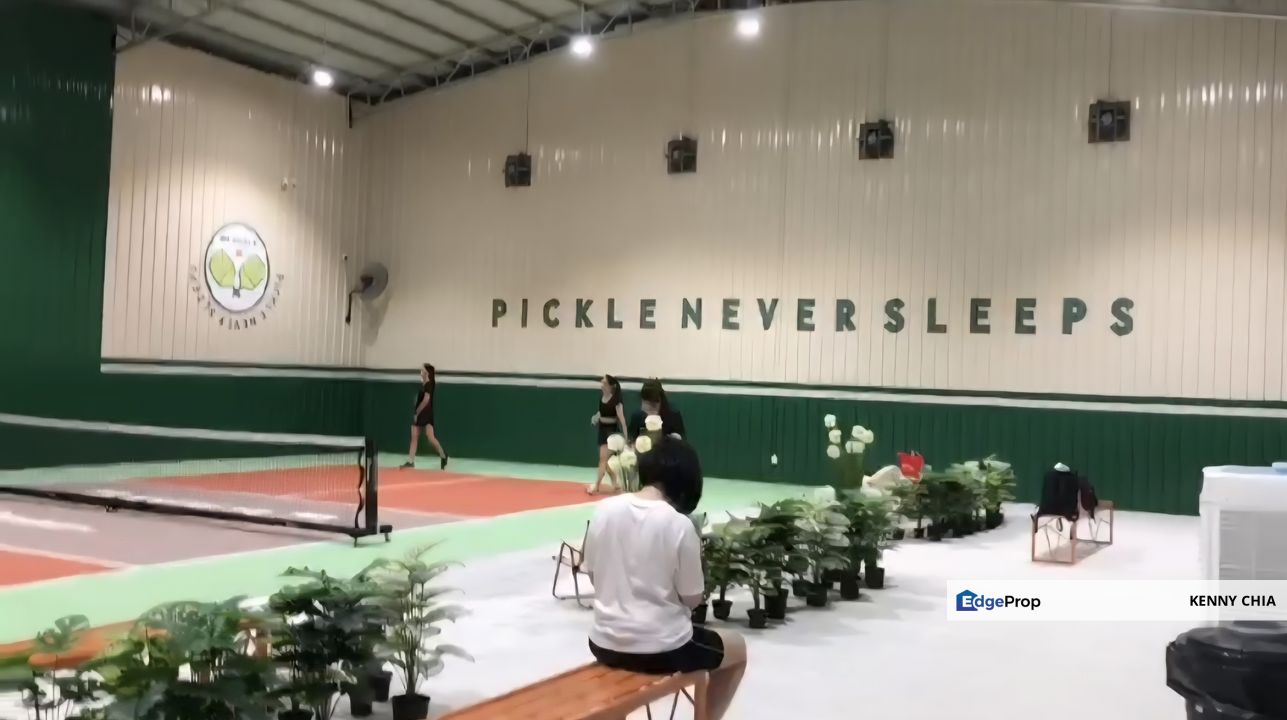 Warehouse Converted Pickleball Courts Taman Puchong Indah Kinrara Puchong, Selangor, Puchong