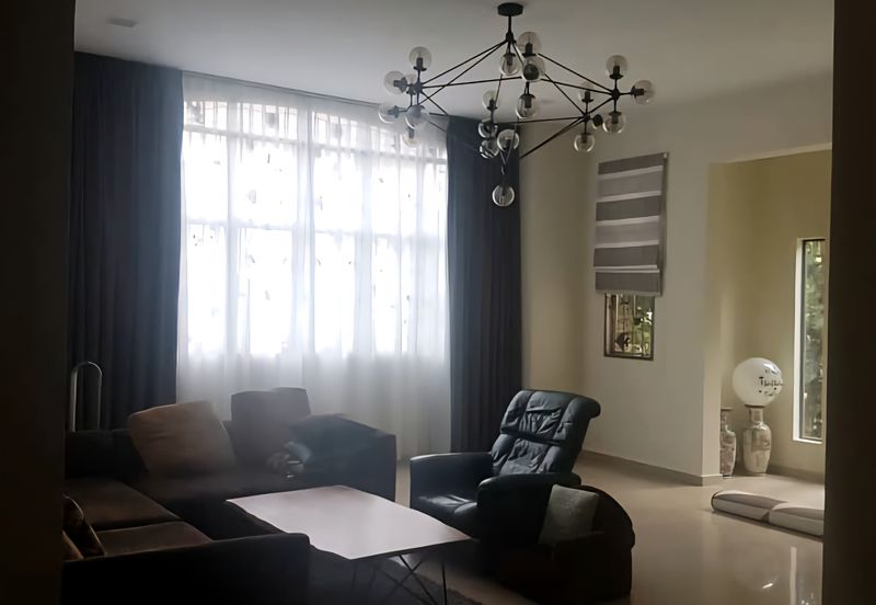 Jalan Anggerik Eria 31/107A