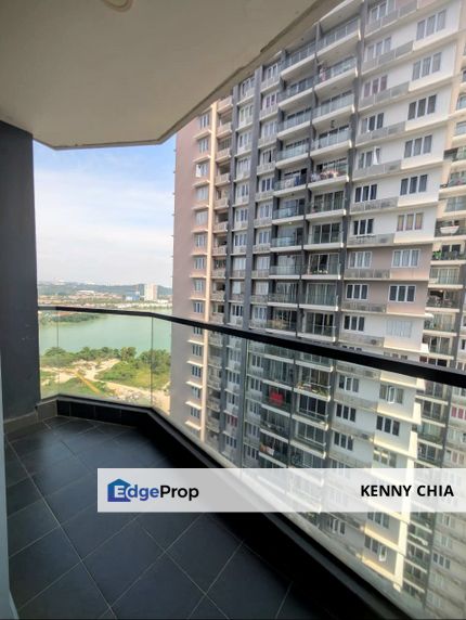 Aurora Residence Lake Side City Corner Unit, Selangor, Puchong