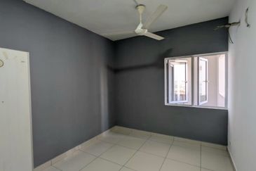 Aurora Residence @ Lake Side City