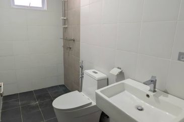 Aurora Residence @ Lake Side City