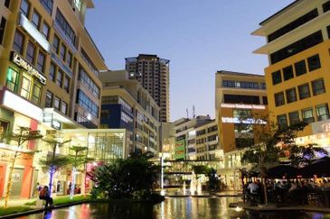 Setia Walk Apartment