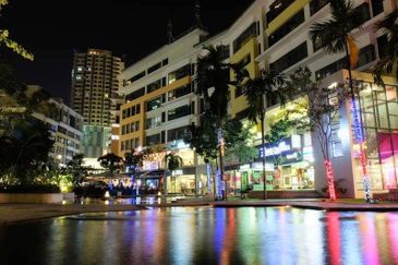 Setia Walk Apartment